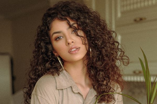 curly hair specialists in Dubai